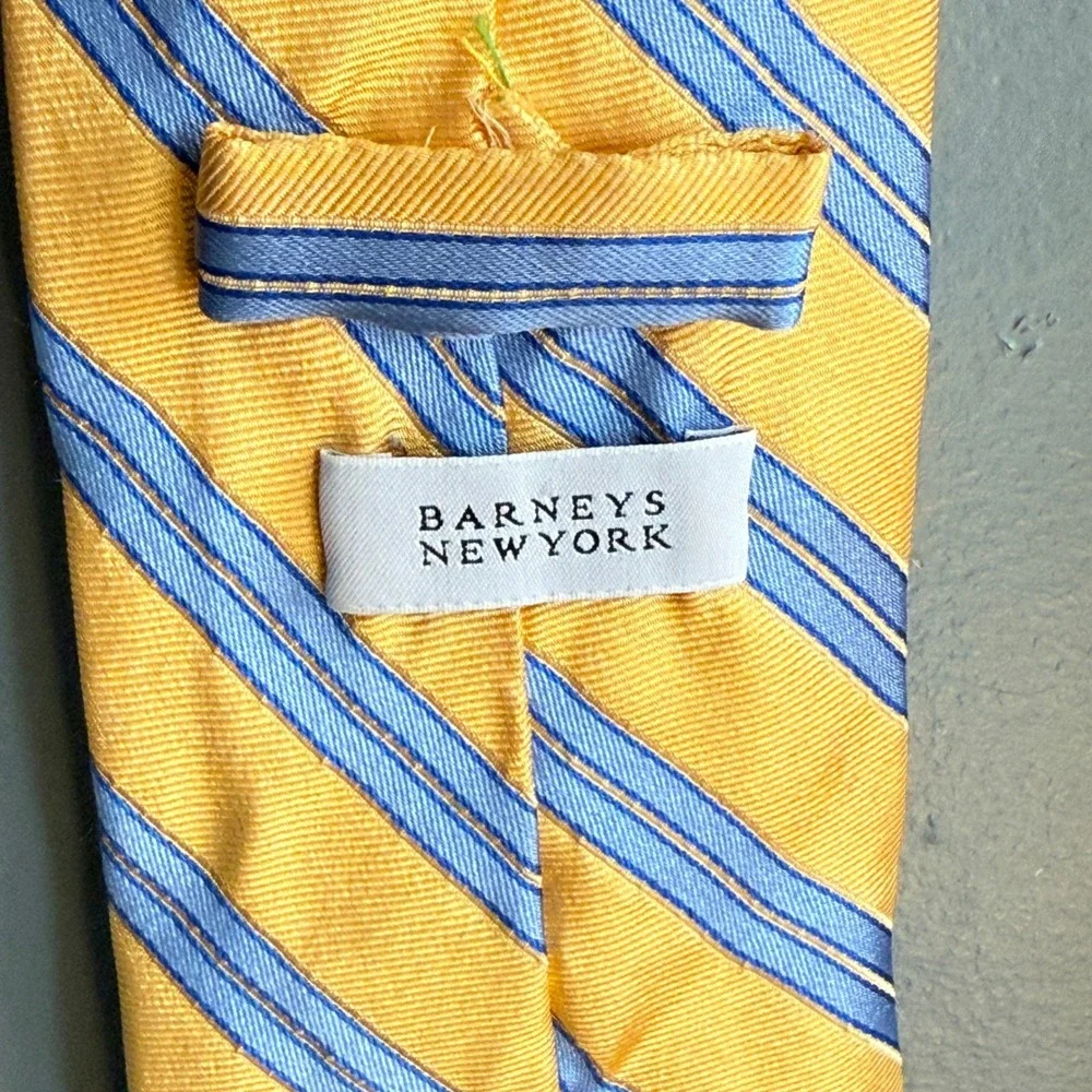 Vtg Barneys New York 100%‎ Silk Regimental Stripe Tie Yellow Blue Handmade Italy